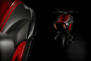 Ducati Diavel: interessante proposta dellEicma