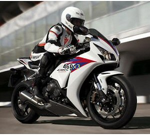 Honda CBR 1000RR Fireblade 2012: appuntamento allEicma