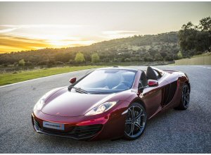 McLaren 12C Spider, dettagli tecnici e immagini