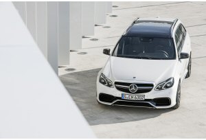 Mercedes Classe E 63 AMG, dinamismo ed efficienza per la nuova generazione