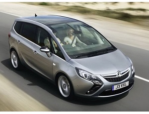 Opel Zafira Tourer, le immagini ufficiali