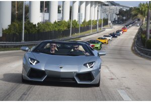 Lamborghini a Miami, entusiasmante prova di velocit