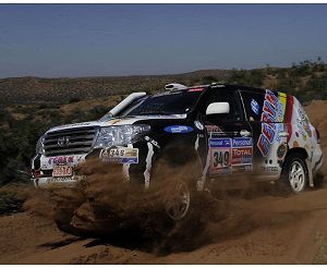 Dakar 12^ tappa: Carlos Sainz El Matador vince, per le moto ancora Marc Coma