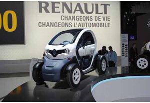 Renault Twizy: lautoscooter elettrico presto sul mercato