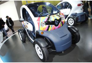 Renault Twizy. Ecco gli allestimenti disponibili