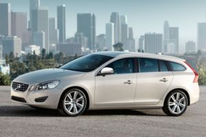 Nuova Volvo V60: la station wagon sportiva