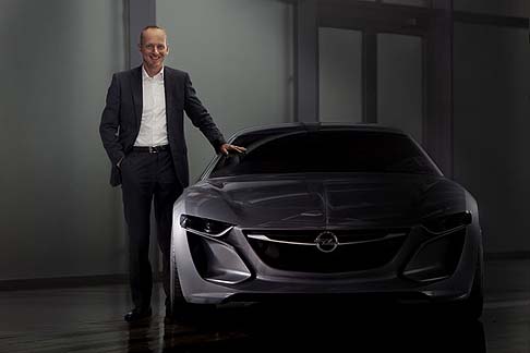 Opel - Anteprima mondiale per la Opel Monza Concept car al Salone di Francoforte 2013