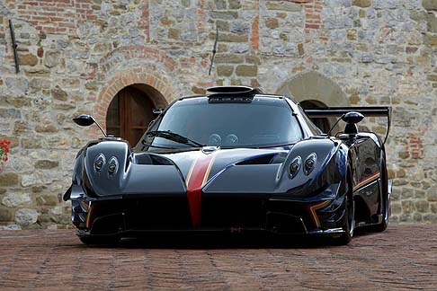 Pagani Zonda Revolucion