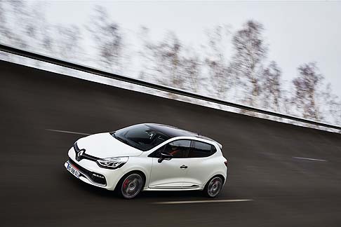 Renault Clio R.S. 220 Trophy