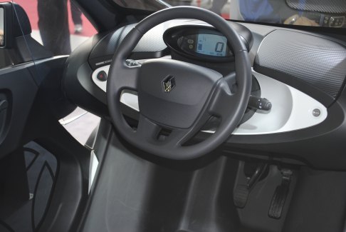 Renault Twizy MOMODesign