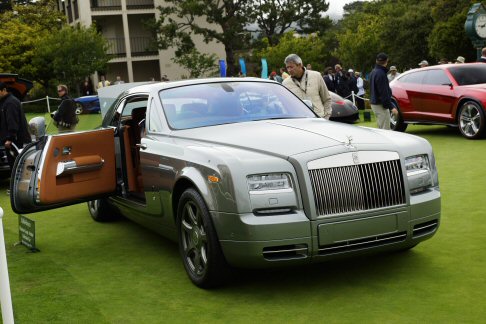 Rolls-Royce Phantom Coup Aviator Collection