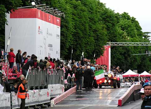 Lagonda - Lagonda LG 45 driver Dutton Forshaw (UK) a via da Brescia alle Mille Miglia 2013