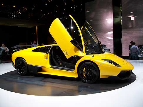 Salone di Ginevra Lamborghini