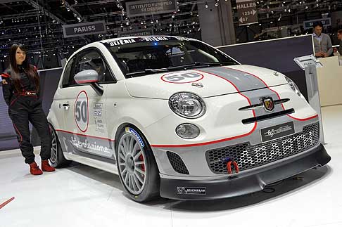 Abarth - Abarth 695 Assetto Corse evoluzione racing cars in mostra a Ginevra 2014