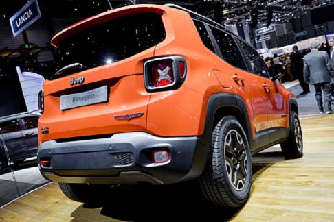 Jeep - Jeep Renegade progettata in America ma prodotta in Italia a Melfi,  una off-road 4x4 di elevato livello