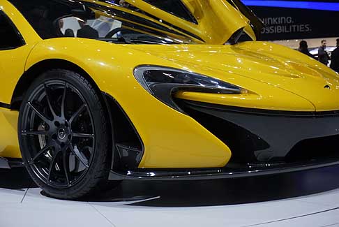 McLaren - McLaren P1 motore V8 biturbo da 3.8 litri M838TQ 