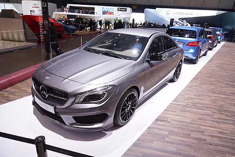 Mercedes - Mercedes-Benz CLA con un design sportivo e allavanguardia