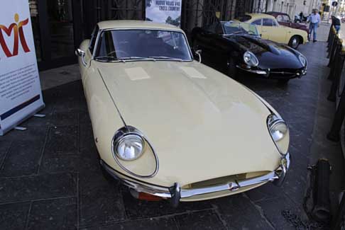 Gran Premio di Bari 2013 - Panoramica auto storiche Jaguar E-Type al GP di Bari 2013