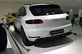 Suv Porsche Macan posteriore esposto al Museo Porsche di Stoccarda