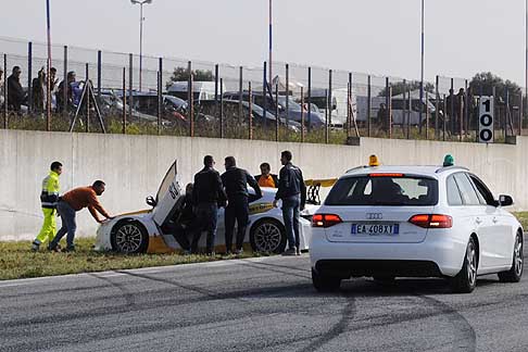 Turismo 2 e Peugeot N1400 - Crash Renault Megane Troph al via al Trofeo Autodromo del Levante II edizione, categoria Turismo oltre 1600