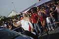 Esibizione ragazze al Sexy Car Wash che conivolgono il caliente pubblico in Puglia al Donne & Motori Show 2010