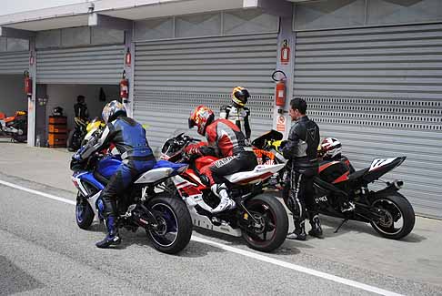 Donne e Motori Paddock