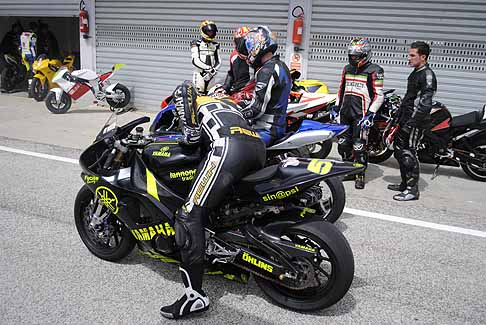 Donne e Motori Paddock