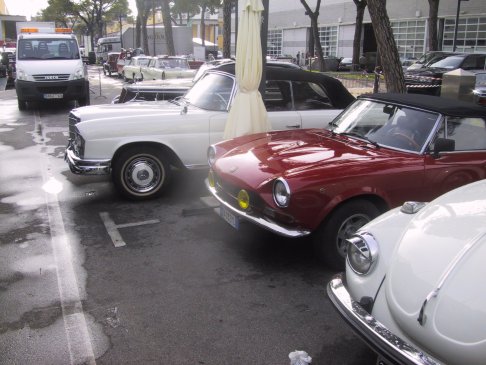 Fiera Padova Auto storiche esposizione esterna