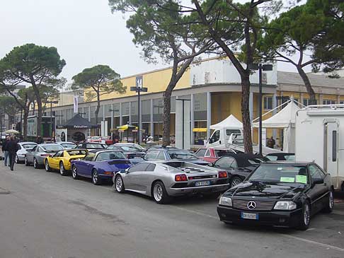 Fiera Padova Auto storiche esposizione esterna