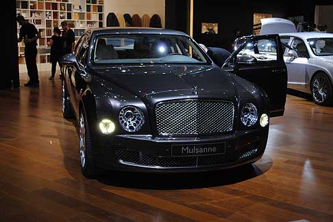 Salone di Ginevra Bentley