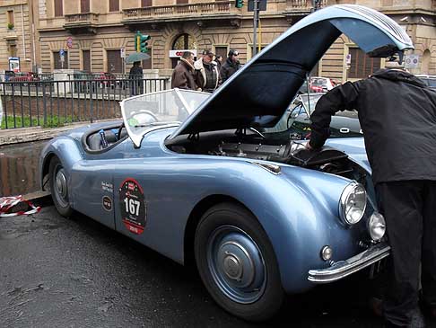 JAGUAR XK 120 OTS (1951) Piloti United Kingdom