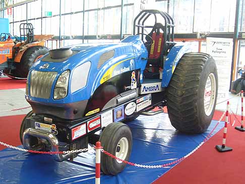 Motor Show Tractor Pulling