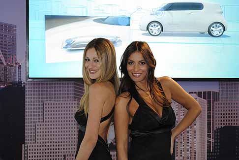 Bologna Motor Show ragazze