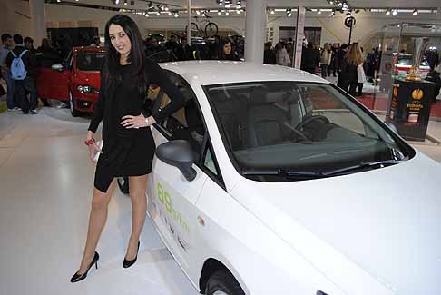 Bologna Motor Show ragazze