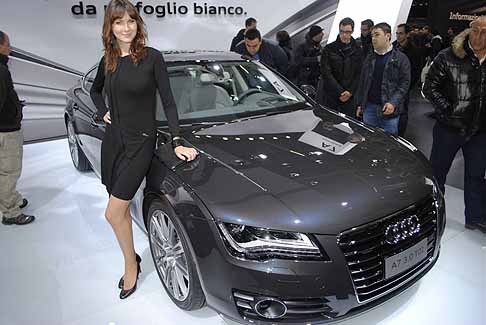 Bologna Motor Show ragazze