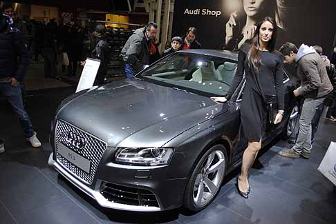 Bologna Motor Show ragazze