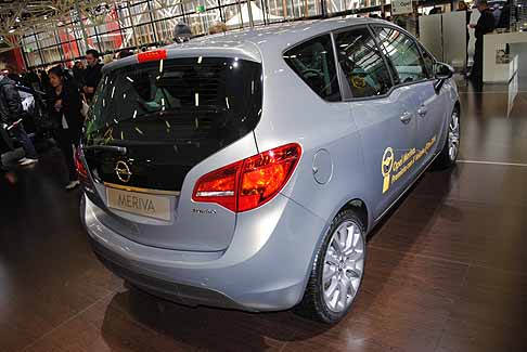 Bologna Motor Show Opel