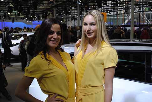 Bologna Motor Show Girls