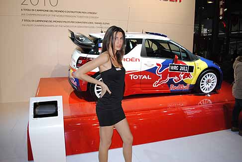 Bologna Motor Show Girls