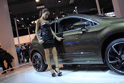 Bologna Motor Show Girls