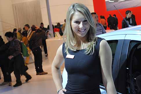 Bologna Motor Show Girls