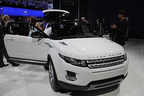 Land Rover - Evoque anteprima mondiale al solone di Parigi